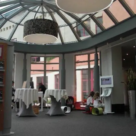 Отель Novotel Centrum 3*